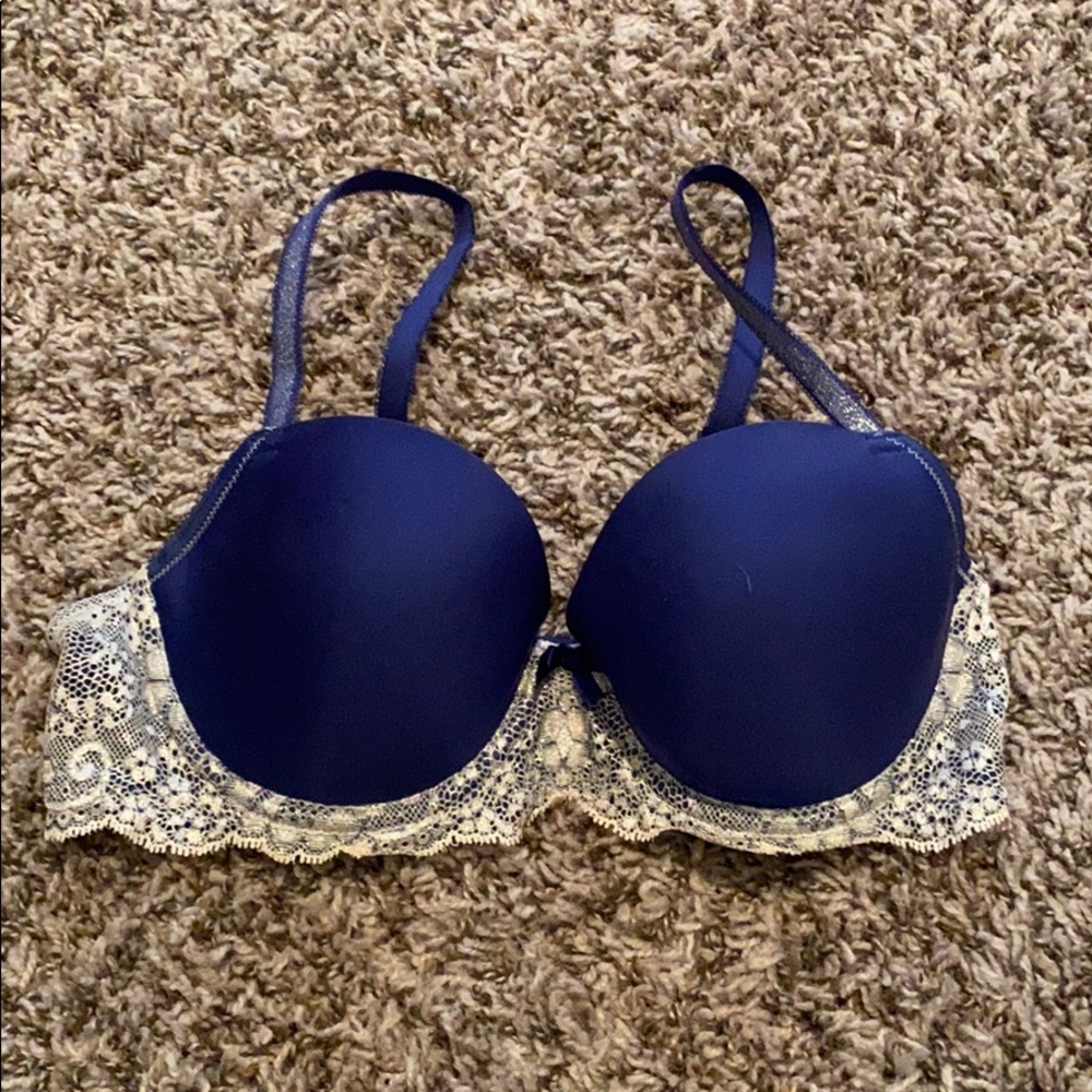 Victoria’s Secret bra